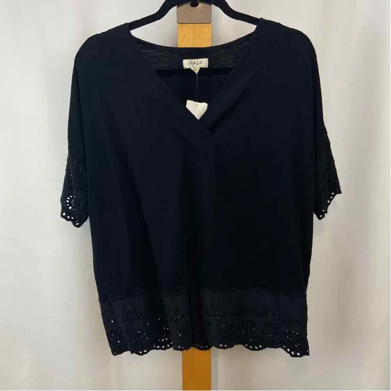 Style & Co. Women's Size L Black Solid Short Sleeve Shirt