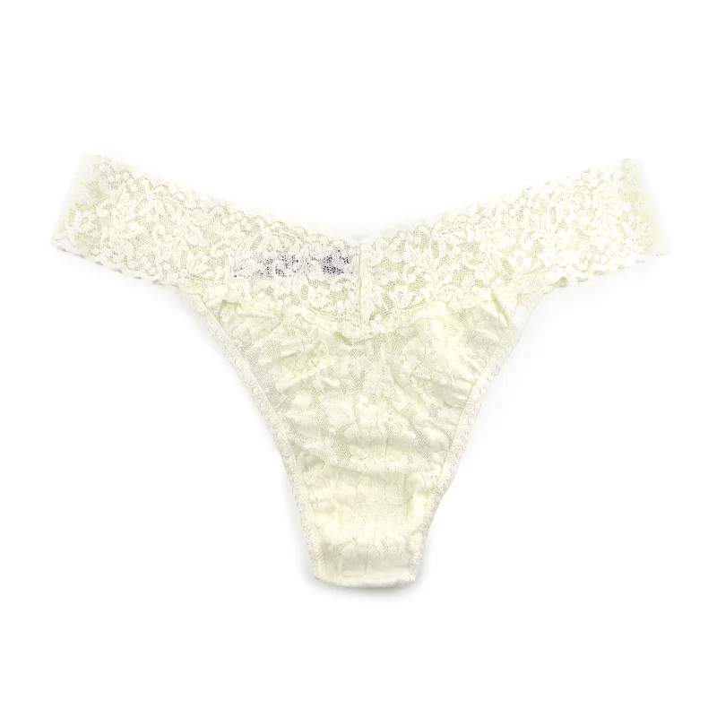 Plus Size Signature Lace Original Rise Thong | Ivory