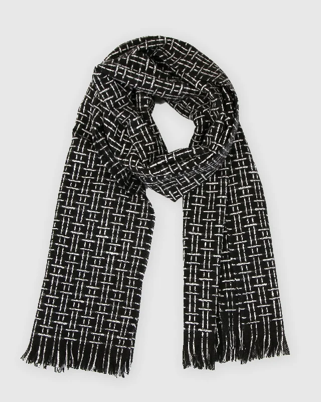 Downtown Textured Scarf